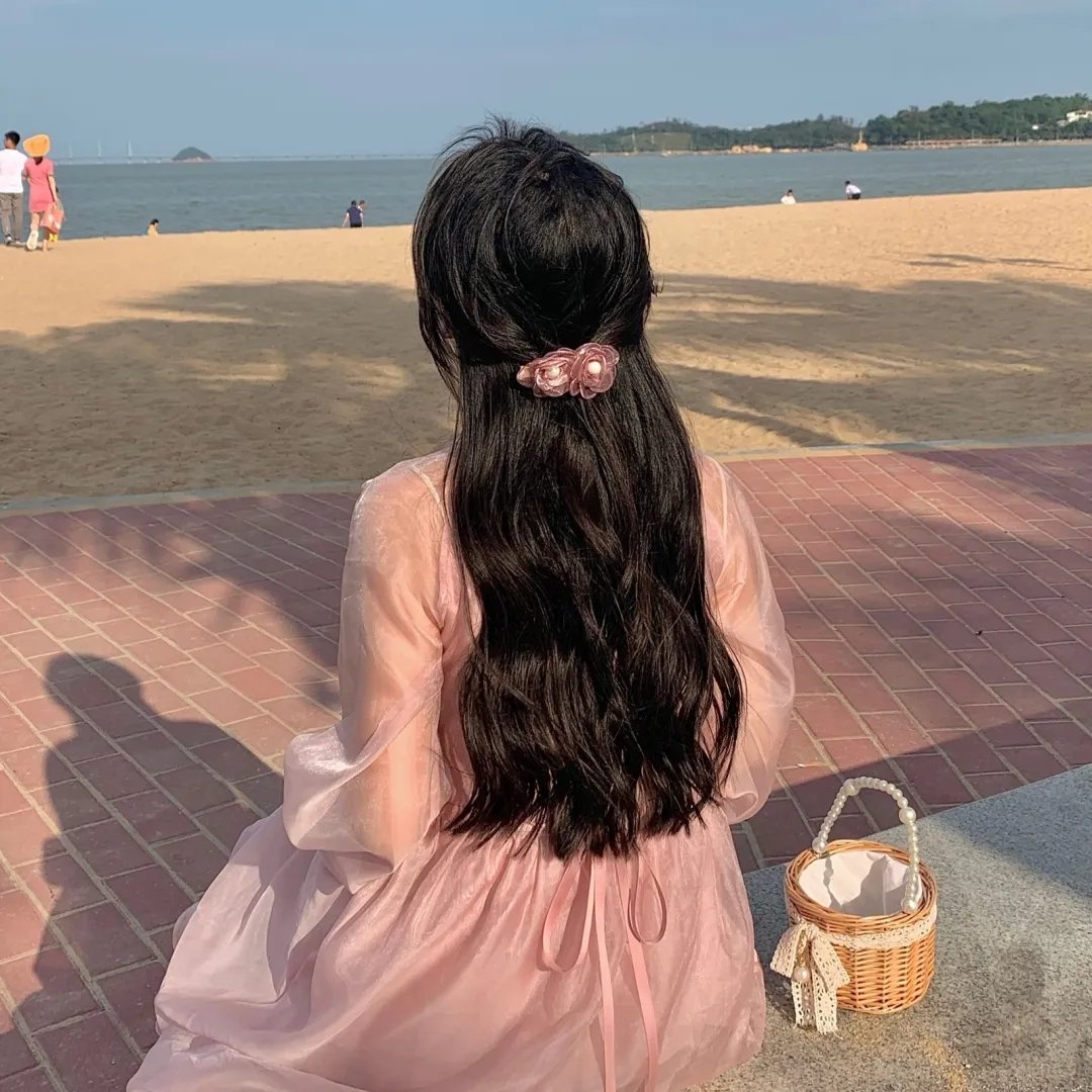 靓妹闯情关